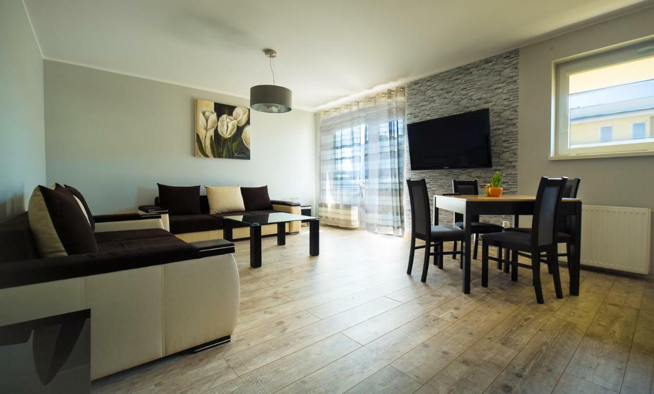 Apartamenty Piła Exteriör bild